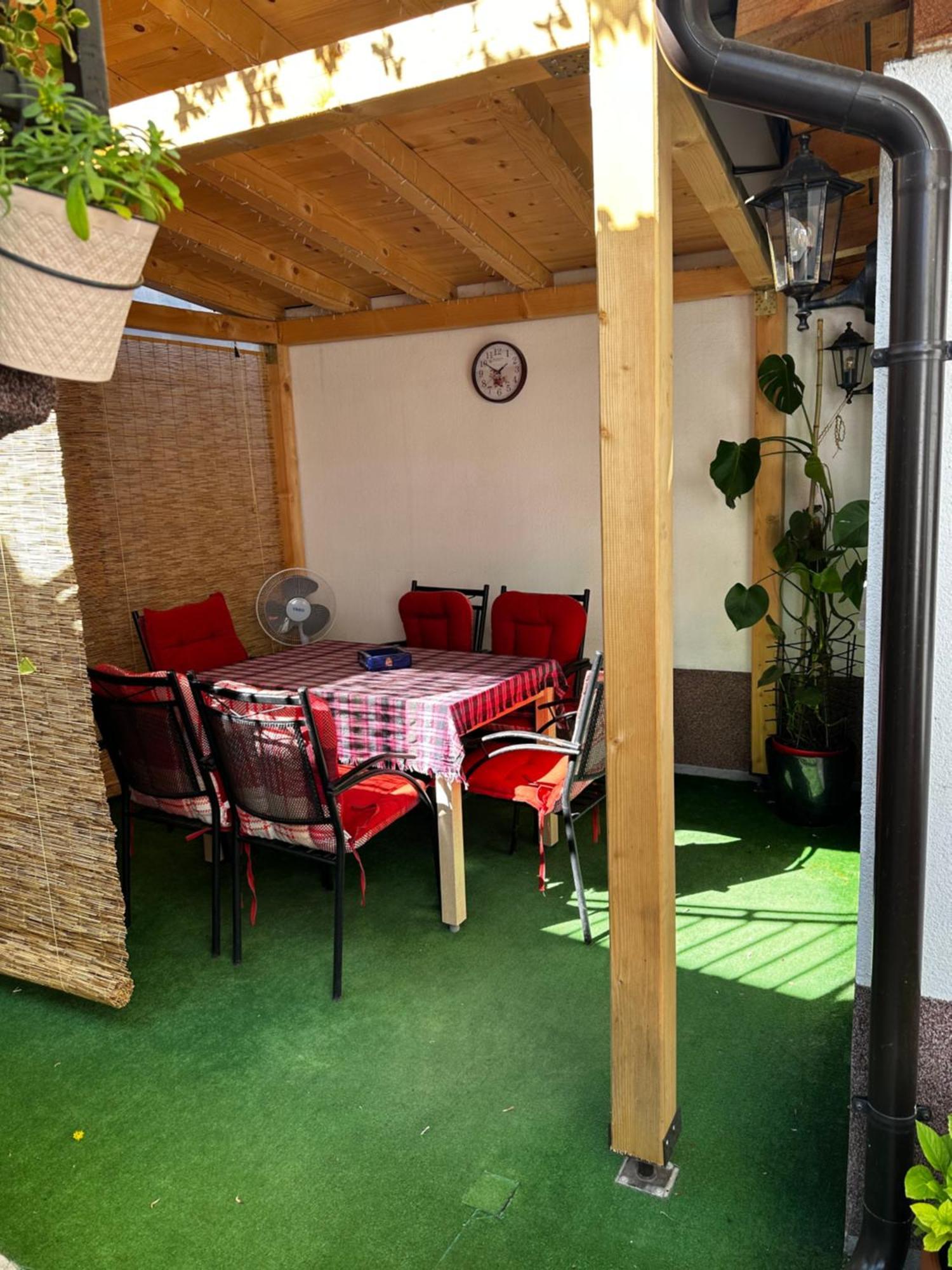 Guest House Nana Mostar Zewnętrze zdjęcie