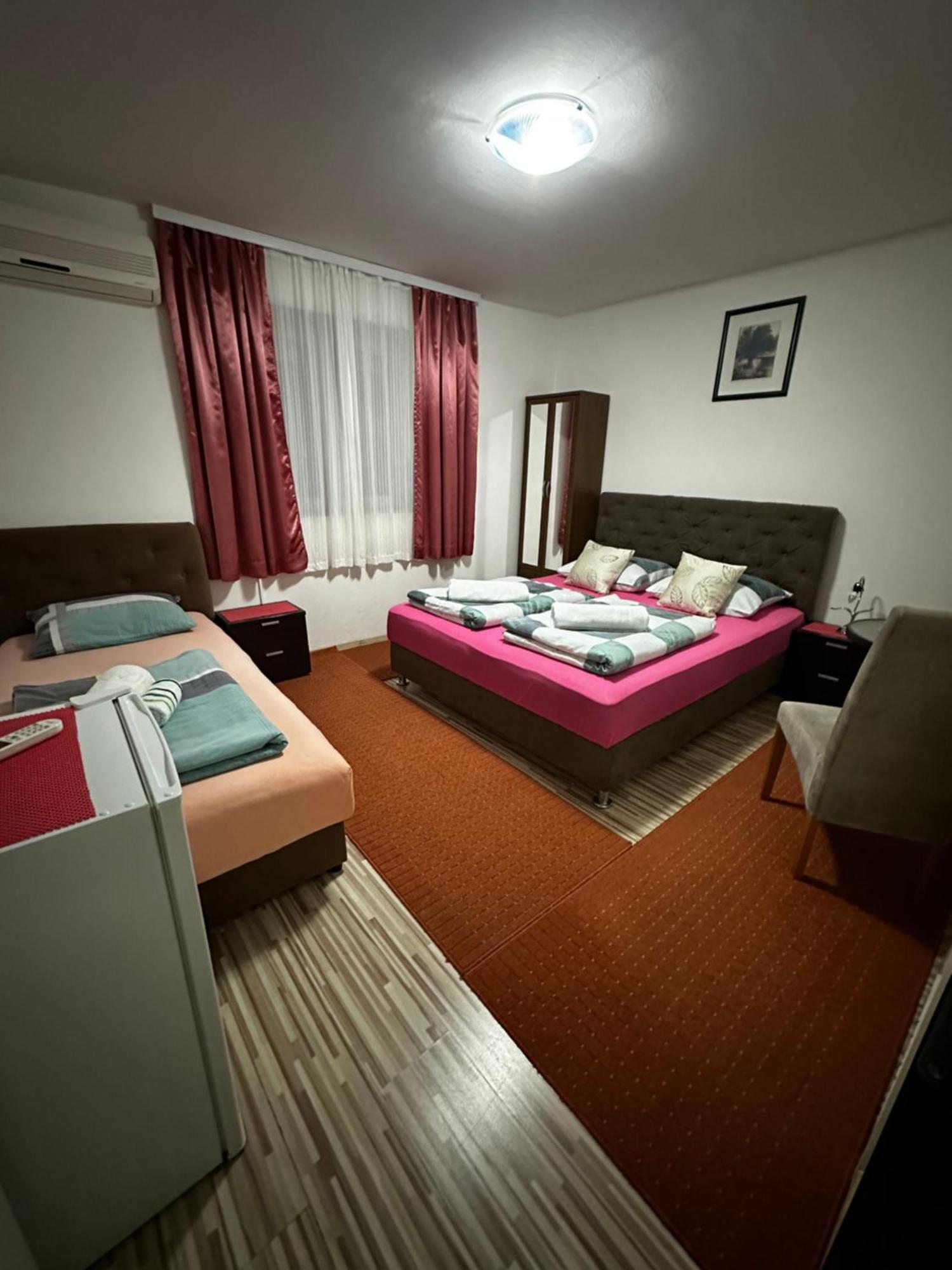 Guest House Nana Mostar Zewnętrze zdjęcie