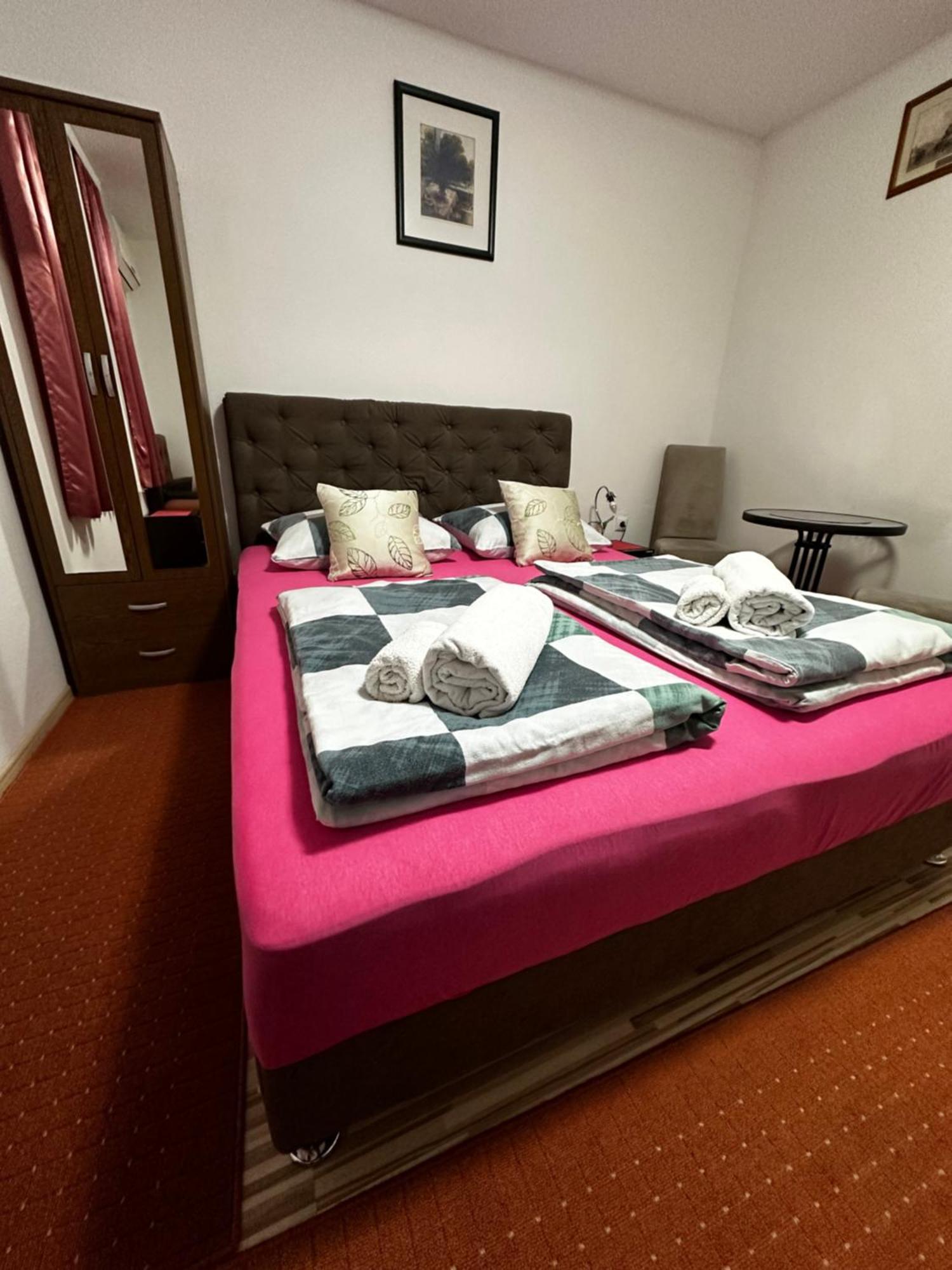 Guest House Nana Mostar Zewnętrze zdjęcie